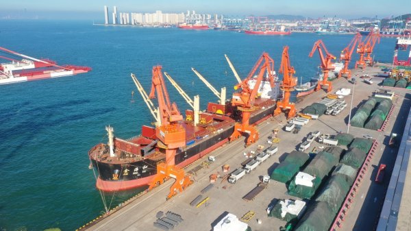 快牛盘 青岛港1~7月累计出口商品车同比增长23%