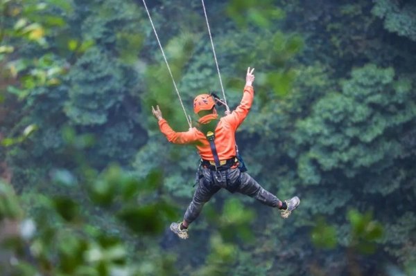 豪资随配 开阳县1－7月实现旅游收入52.59亿元